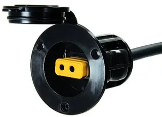 Cannon Flushmontead strömport svart Passar alla Cannons elektriska riggar