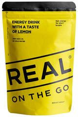 Real On the Go Energidrikk Lemon Tilsett vann, rist og drikk fra posen